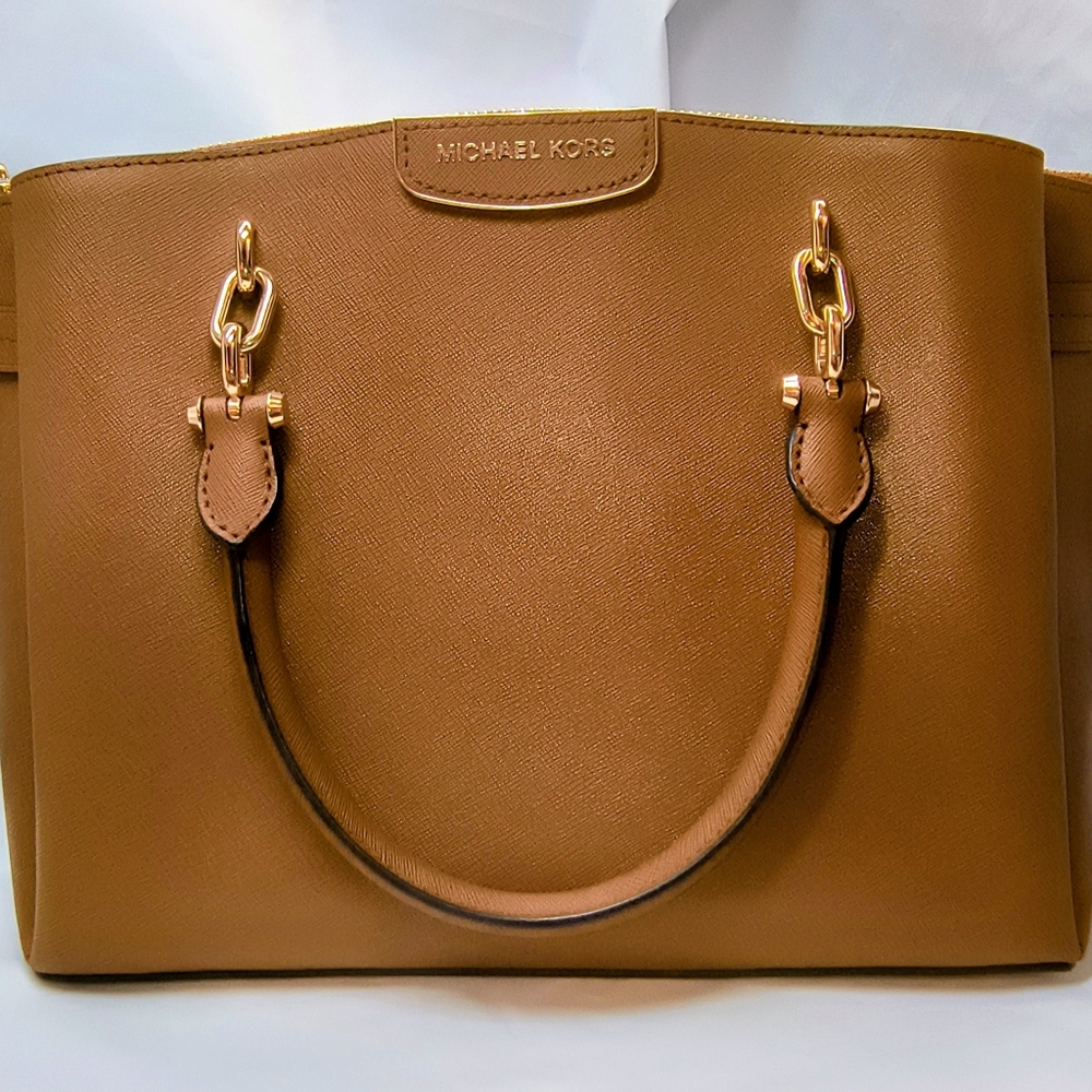 MICHAEL KORS Rochelle Satchel in Cognac Saffino Leather with Gold-toned Hardware